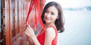 诺米走红不忘家乡小涵娱乐吃瓜,小涵娱乐吃瓜见证友谊